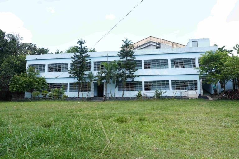 police lines model school